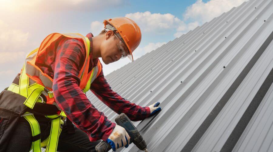 Professional Emergency Roof Repairs services in Lyburn, WV